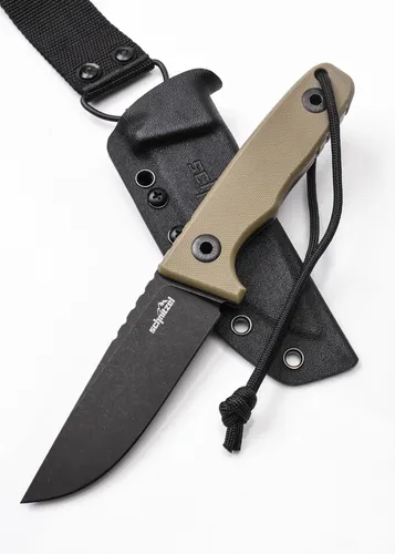 SCHNITZEL TRI - Outdoormesser mit Kydex-Scheide - Gürtelmesser für Outdoor-Aktivitäten, ausgestattet mit rostfreiem Schwedenstahl und einem Dangler-Tragesystem für flexibles Tragen.
