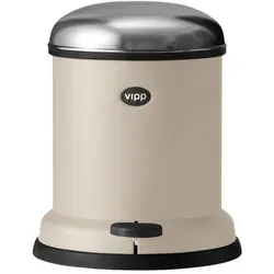Vipp 13 Treteimer 4 Liter Beige – Design und Funktionalität - Kompakter Treteimer für kleine Räume. Der Vipp 13 kombiniert elegantes Design mit praktischem Pedalmechanismus und leichtem Entleeren dank herausnehmbarem Einsatz. Ideal für Badezimmer oder Gäste-WC.