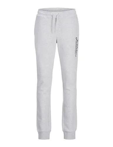 Jack & Jones Junior Sporthose JPSTGORDON JJBEAU SWEAT PANTS JNR - Kinderhosen aus 80% Baumwolle, ideal für Freizeitaktivitäten. Mit praktischem Tunnelzug und Einschubtaschen für zusätzlichen Komfort.