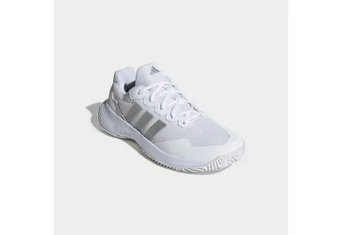 adidas Performance GAMECOURT 2 Tennisschuh - Der GameCourt 2 Tennisschuh von adidas bietet optimalen Komfort und Stil für Freizeitspieler. Mit strapazierfähigem Obermaterial und sicherem Schnürverschluss bist du bereit für jedes Spiel und profitierst von guter Bewegungsfreiheit.