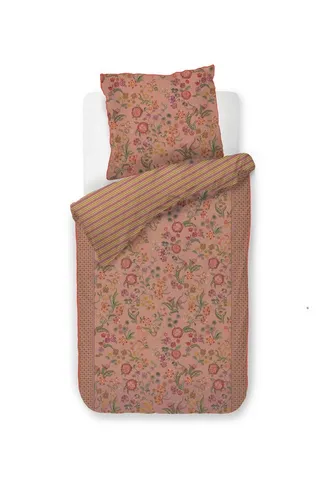 PiP Studio Bettwäsche Set Coco Flower, 2-teilig, Korall 155x220 - Erleben Sie den Frühling in Ihrem Schlafzimmer mit dem 2-teiligen Bettwäsche Set Coco Flower von Pip Studio. Aus 100% Baumwolle gefertigt, bietet es höchsten Schlafkomfort und eine atmungsaktive Qualität für erholsame Nächte.