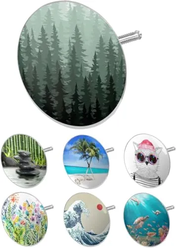 arteneur® - Badewannenstöpsel Universal mit Motiv Tannenwald | Dreifach Dichtung | Verstellbar | Rostfrei | Extra Schwer für stabilen Halt | Stöpsel Badewanne Zubehör