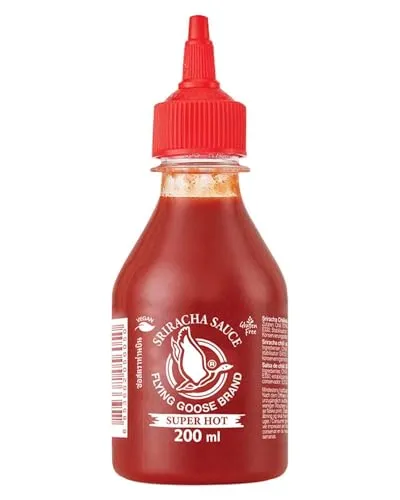 FLYING GOOSE Sriracha Chilisauce, mit extra Chili, sehr scharf, rote Kappe, sehr scharfe Würzsauce aus Thailand, 1 x 200 ml