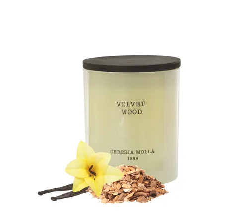 Duftkerze Velvet Wood – Entspannung für jede Gelegenheit - Unisex Duftkerze mit einem warmen, holzigen Aroma, ideal als Geschenk oder zur eigenen Entspannung. Perfekt für stimmungsvolle Abende!