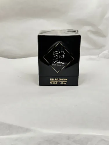 Kilian Roses On Ice Eau de Parfum 50ml - Unisex Duft mit langanhaltender Wirkung, vereint die Noten von Eiche, Vanille und Praline für ein einzigartiges Dufterlebnis.