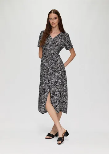 QS Antailliertes Viskosekleid mit All-Over-Print von QS