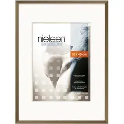 nielsen Bilderrahmen C2 Alurahmen 30x40 cm Walnuss - Einzelrahmen aus hochwertigem Metall mit Normalglas, ideal zur stilvollen Präsentation Ihrer Lieblingsbilder.