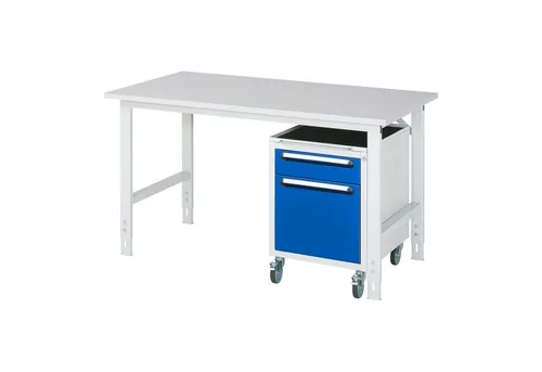 Rau Arbeitstisch Tom höhenverstellbar KM08 - Höhenverstellbarer Werkbank mit stabiler Konstruktion, ideal für ergonomisches Arbeiten in gewerblichen Umgebungen.