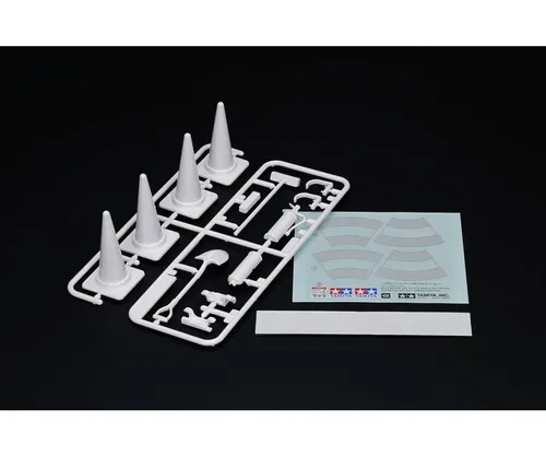 Carson 300056558 1:14 Truck Baustellen-Set Pylone/ Werkzeug 1:14 LKW Truck