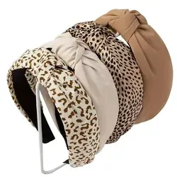 DRESHOW Haarreifen Damen Mädchen 4 Stück - Breite Stirnbänder Set - Vielseitiges Set mit 4 breiten Haarreifen in verschiedenen Farben für jeden Anlass. Komfortabel und langlebig, ideal für tägliche Outfits oder besondere Events. Perfekte Passform für die meisten Kopfgrößen.