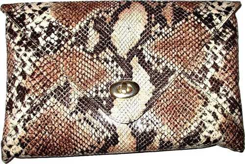 Schicke Handtasche / Clutch / Envelope im Schlangenleder-Look