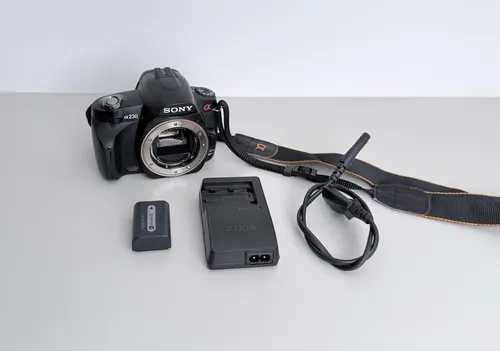 Sony α (alpha) 230 Body Gehäuse - 32000 Auslösungen