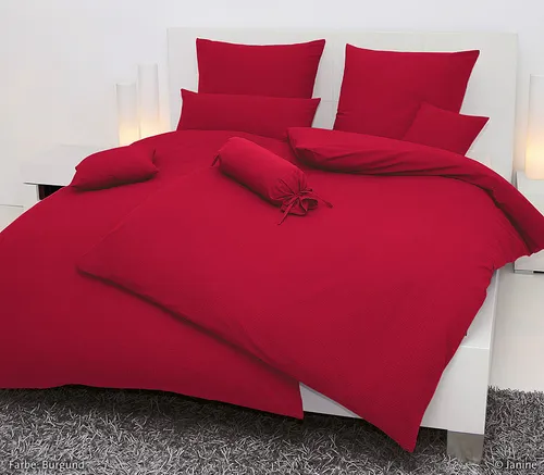 Janine Bettwäsche PIANO Seersucker 240x220 cm - Hochwertige Bettwäsche aus 100% Baumwolle im modernen Seersucker-Design, atmungsaktiv, bügelfrei und ideal für warme Sommernächte. Mit praktischem Reißverschluss für einfachen Bezug.