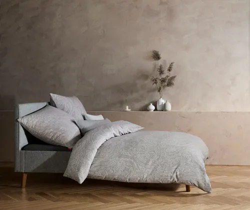 Fleuresse Lech Edelflanell Bettwäsche 200x220 Grau Silber - Kuschelige 3-teilige Bettwäsche aus 100% Mako-Baumwolle, perfekt für den Winter. Mit Reißverschluss für einfaches Beziehen, pflegeleicht und schadstoffgeprüft.