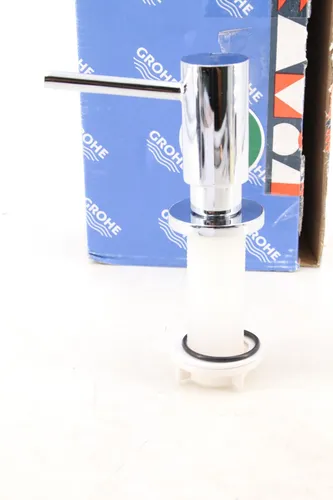 Grohe Cosmopolitan Seifenspender 40535 - Eleganter Vorratsbehälter - Seifenspender für Flüssigseifen mit 0,4 l Kapazität, glänzende Chrom-Oberfläche sorgt für einen modernen Look im Bad.