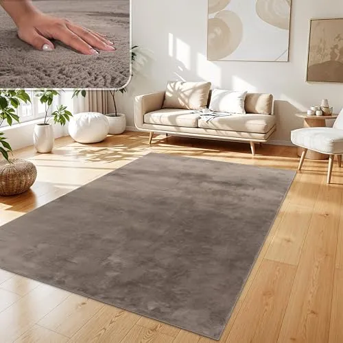 Paco Home Teppich Wohnzimmer Kunstfell weich waschbar modern elegant pflegeleicht Felloptik Uni Seidenglanz flauschig Kurzflor, Grösse:140x200 cm, Farbe:Taupe
