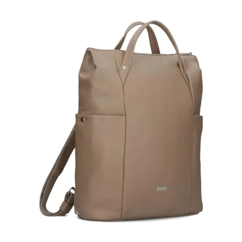 Zwei PIA Rucksack PIR150 hazel - Tagesrucksäcke mit sicherer Verschlussklappe und wasserabweisendem, veganem Material. Ideal für den Alltag mit vielen Innenfächern und bequemer Rückenpolsterung.