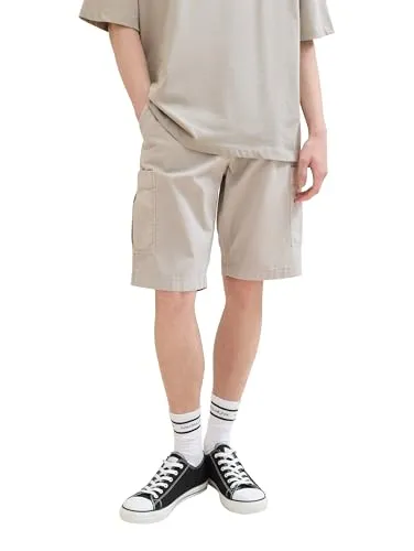 TOM TAILOR Denim Herren Relaxed Fit Cargo Bermuda Shorts - Herren-Shorts aus gewebtem Baumwoll-Stoff mit Stretch-Anteil, ideal für Sommer, Urlaub und Freizeit. Beininnenlänge bei Größe L ca. 29 cm für perfekten Tragekomfort.