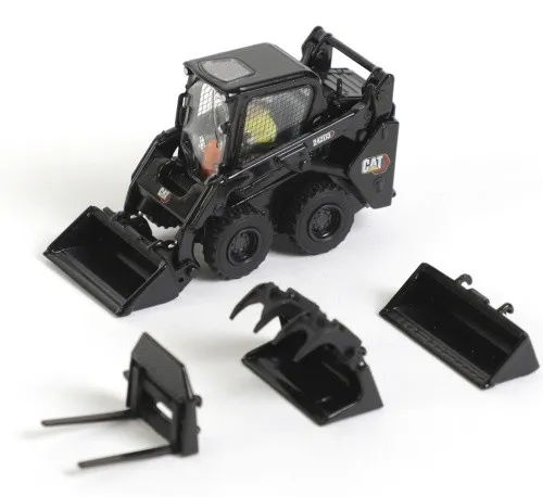 CAT 242D3 Kompaktlader mit Anbaugeräten 1:50