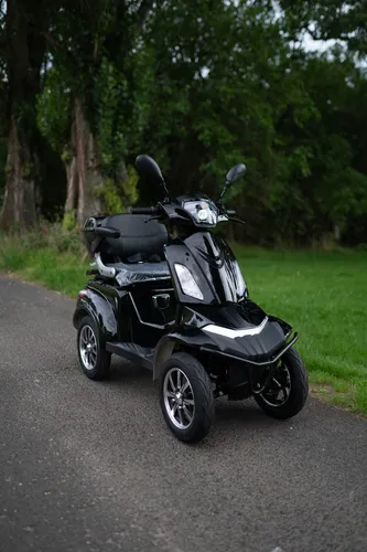 Elektromobil VISTA 25 km/h – 4-rädriges Seniorenmobil mit COC-Zulassung