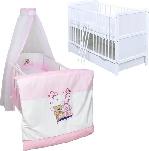 Baby-Delux Babybett Jack 140×70 weiß mit Schublade und Bettwäsche Set - Kombiniertes Babybett Jack 70 x 140 in elegantem Weiß, inkl. praktischer Schublade und Bettwäsche-Set. Hochwertige Verarbeitung aus massivem Kiefernholz, höhenverstellbares Lattenrost und Umbau zum Juniorbett möglich.