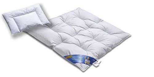 Hochwertiges Daunenbett & Daunendecke 100cm x 135cm - Bettdecken aus Daunen und Federn Klasse 1, 100% Baumwolle, voll waschbar und inklusive praktischer Tragetasche – für besten Schlafkomfort.