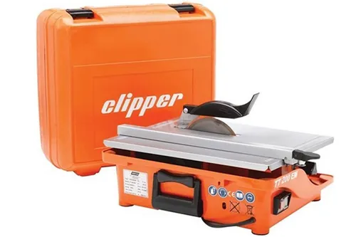 Norton Clipper TT200 EM Fliesenschneidmaschine - Fliesenschneidmaschine mit 800 W Leistung, ideal für präzise Schnitte bis 12 mm Tiefe, inklusive Diamantscheibe und Koffer für einfache Handhabung.