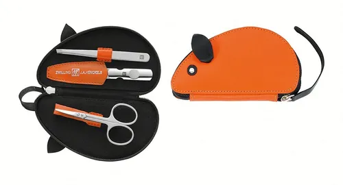 ZWILLING CLASSIC INOX Baby-Nagelschere (3-tlg) - Nagelscheren Set aus hochwertigem, rostfreiem Edelstahl, ideal für die sanfte Nagelpflege von Babys. Das praktische Etui aus Ziegenleder sorgt für Sicherheit und Mobilität.