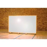 Heinen Ganzkörperspiegel Spiegelwand für Tanzstudios und Fitness - Die Heinen Spiegelwand ist ideal für Tanz- und Fitnessstudios. Klappbar und fahrbar, ermöglicht sie eine flexible Nutzung und unterstützt beim Erlernen von Bewegungen. Mit optionaler Splitterschutzfolie für erhöhte Sicherheit.