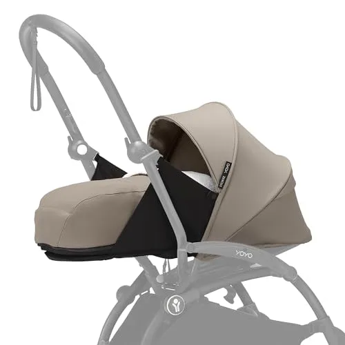 Stokke® YOYO3 Neugeborenenaufsatz 0+ Taupe - Kinderwagenaufsatz für Neugeborene, geeignet ab Geburt bis 6 Monate, mit 5-Punkt-Sicherheitsgurten und wasserabweisendem Anti-UV-Gewebe (UPF 50+). Faltbar und ultrakompakt für einfache Mobilität.