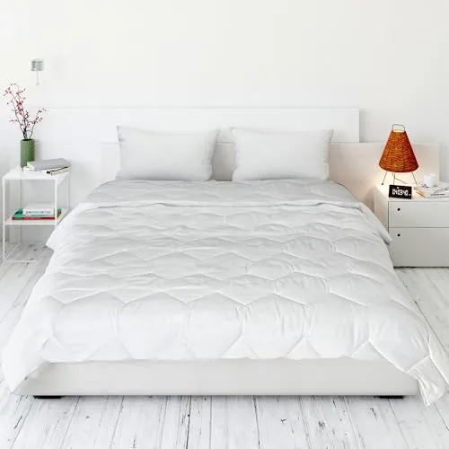 EVE Textile Bettdecke | Ganzjahresdecke aus Mikrofaser - Bettdecken | Hochwertige Mikrofaserfüllung für besten Schlafkomfort, atmungsaktiv und allergikerfreundlich – ideal für alle Jahreszeiten.