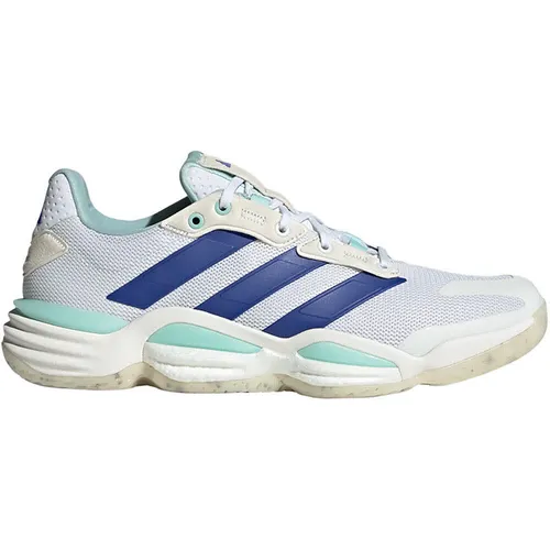 adidas Hallen-Indoorschuhe Stabil 16 Herren - Weiß/Blau/Mintgrün, Größe 42 (8,5) - Badmintonschuhe für Herren mit adidas BOOST Zwischensohle für maximale Energierückgabe und atmungsaktivem Obermaterial für höchsten Tragekomfort während intensiver Spiele.