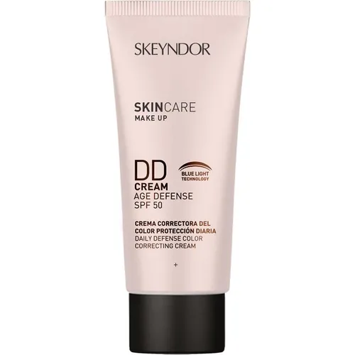 Skeyndor DD Cream Age Defence SPF50 - No.01 - Make Up mit hohem UV-Schutz und pflegendem Ingwerextrakt, ideal nach Hautbehandlungen. Spendet Feuchtigkeit durch Hyaluronsäure und bekämpft Hautalterung mit Vitamin E.