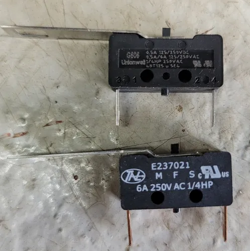 Bodenablaufpumpe Plancofix 230 Volt - Sanitärinstallation – leistungsstarke Bodenablaufpumpe für effizienten Wasserabfluss, ideal für feuchte Keller oder Baustellen.