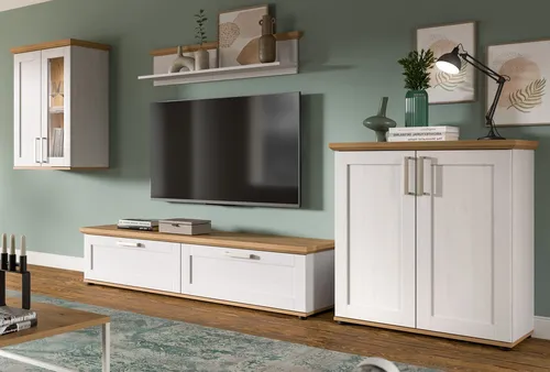Inn.Furn Wohnwand Mirano – 4-teilige Schrankwand in Weiß Lärche und Eiche Artisan - Moderne Wohnwand im Landhausstil, 4-teilig, mit cleverem Stauraum und flexiblen Stellmöglichkeiten. Ideal für Fernseher bis 70 Zoll, aus FSC®-zertifiziertem Holzwerkstoff – pflegeleicht und nachhaltig.