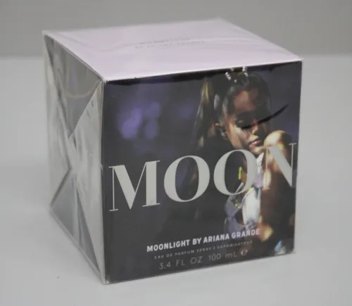 Ariana Grande Moonlight Eau de Parfum 100 ml - Eleganter blumig-fruchtiger Duft, verführerische Noten von Marshmallow und Pfingstrose