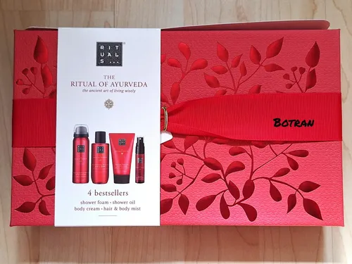 Rituals Ayurveda Set - Haar- & Körpermist, Duschöl, Körpercreme & Duschschaum - Damendüfte - Verwöhnendes Set mit 4 pflegenden Produkten für ein ganzheitliches Ayurveda-Erlebnis.