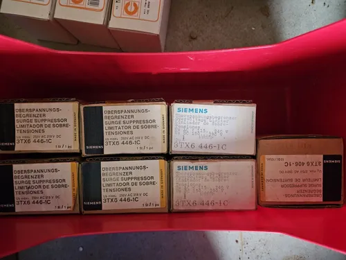 Siemens 3TX6446-1C Überspannungsschutz 240 V/AC von Siemens