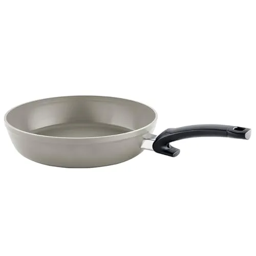 Fissler Ceratal Comfort Aluminium-Pfanne 26 cm - Nachhaltige Keramikpfanne ohne PFAS/PTFE, ideal für gesundes Braten auf allen Herdarten, inklusive Induktion.