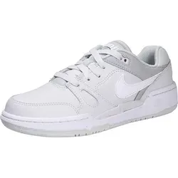 Nike Jungen Sneaker FULL FORCE LOW, grau, Gr. 40 - Laufschuhe für aktive Jungen mit hochwertigem Glattleder, atmungsaktivem Innenmaterial und auswechselbarer Einlegesohle für optimalen Tragekomfort.