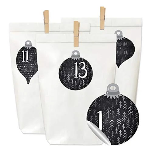 Papierdrachen Adventskalender zum Befüllen und Basteln - 24 weiße Papiertüten, 24 Zahlenaufkleber und 24 Holzklammern - Motiv Weihnachtskugeln schwarz für Kinder und Erwachsene - Set Nummer 60