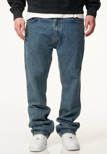 DAILY COTTON Straight-Jeans DCSILAO Herrenjeans blau 29 - Hochwertige Herrenjeans aus 100% Baumwolle im Straight-Fit. Bequem und vielseitig, ideal für jeden Anlass. Pflegeleicht und maschinenwaschbar.