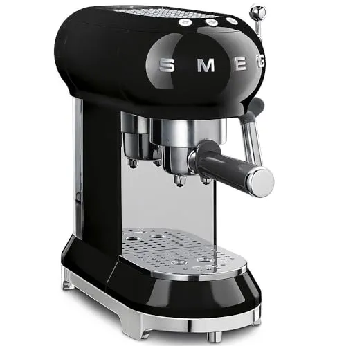 Smeg ECF02BLEU Siebträgermaschine - Elegante Siebträgermaschine mit EU-Stecker, ideal für Kaffeeliebhaber, die hochwertigen Espresso zu Hause genießen möchten.