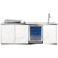 BUSCHBECK Outdoorküche Sheffield - Komplett mit Plancha und Schutzhülle - Grillzubehör für Outdoor-Küche mit leistungsstarkem Gasgrill, großem Kühlschrank (150 l) und wasserabweisender Keramikverkleidung. Ideal für unvergessliche Grillabende im Freien!