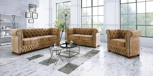 S-Style Chesterfield Leeds Polstergarnitur 3+2+1 - Elegante Couchgarnitur im luxuriösen Samtstoff, verziert mit silbernen Metallnieten und Wellenfederung für höchsten Komfort. Ideal für stilvolle Entspannung und gesellige Abende.
