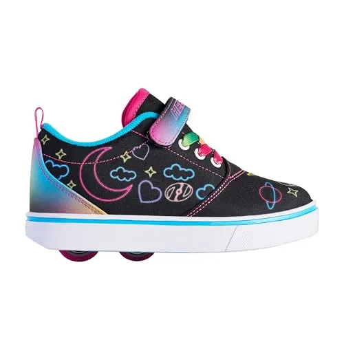 Heelys PRO 20 Prints X2, Skateboardschuhe für Mädchen und Jungen, Schwarz, 32 EU - Skateboardschuhe mit 2 Gummirädern und ABEC 5-Kugellagern für Anfänger. Strapazierfähige Gummisohle und sicherer Klettverschluss bieten optimalen Halt und Komfort.