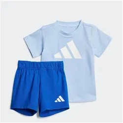 adidas Unisex Baby ESSENTIALS T-SHIRT SET Jogginganzug, GLOW BLUE F19/white - Trainingsbekleidung für Babys, aus 100 % Baumwolle, mit bequemem Rundhalsausschnitt und elastischem Bund für optimale Bewegungsfreiheit.