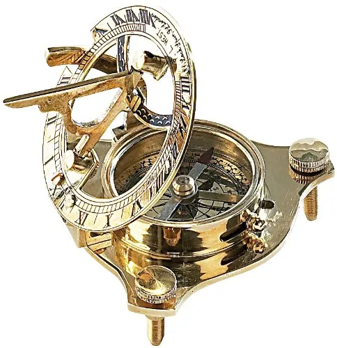 St. Leonhard Sonnenuhr Armbanduhr: Messing-Sonnenuhr Traveller mit Kompass (Sonnentaschenuhr, Taschen, Armbanduhren)