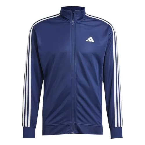 adidas Herren Train Essentials 3-Stripes Training Hooded Track Top - Funktionsjacke aus 100 % recyceltem Polyester mit CLIMACOOL für optimale Atmungsaktivität und praktischen Reißverschlusstaschen.