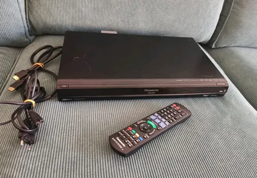 Panasonic DMR-EH495 DVD Festplatten-Recorder 160 GB Festplatte DVD HDMI + FB